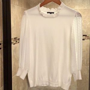 Adriana Papell white top scoop neck, long sheer sleeves euc ladies size small